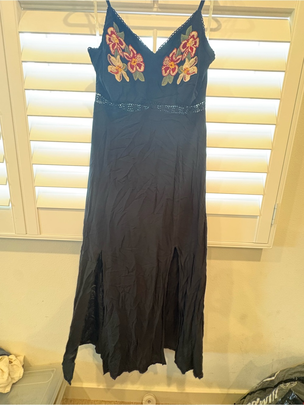 Entro Black Size Large Dress Flowers On The Top